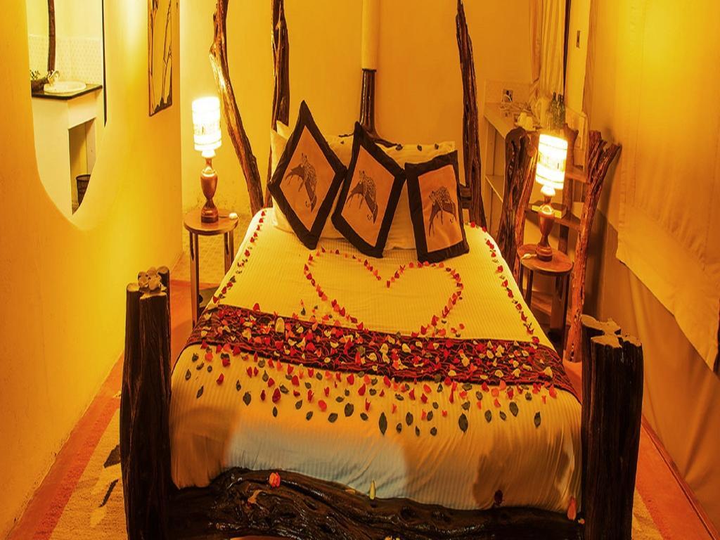 Crater Lake Tented Camp And Game Sanctuary Найваша Экстерьер фото